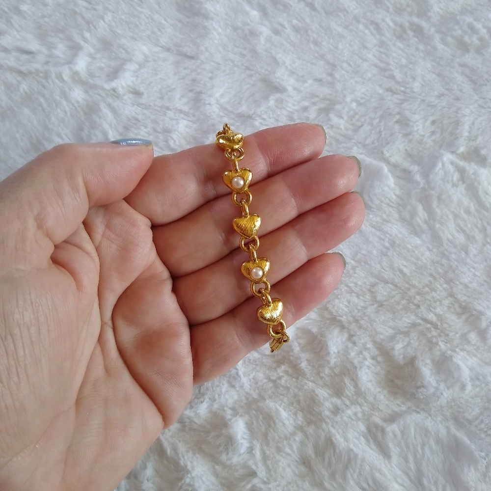 Gold Tone Heart Pearl Bracelet